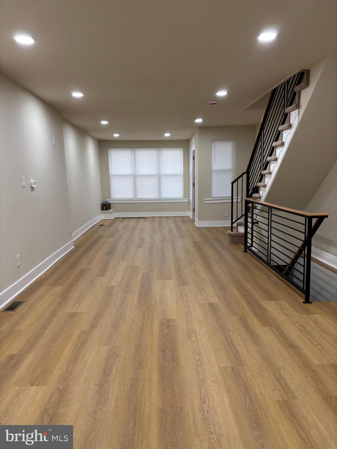 7423 Beverly Road Philadelphia, PA 19138 - Photo 4 of 27