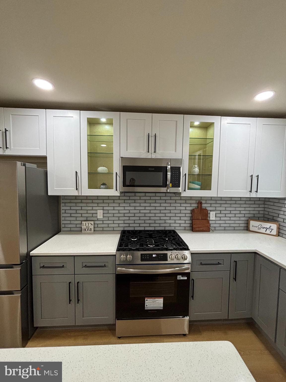 7423 Beverly Road Philadelphia, PA 19138 - Photo 8 of 27