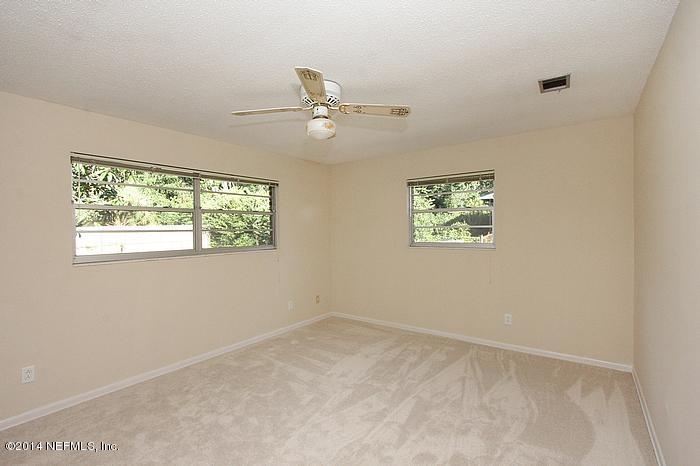 8882 Runnymeade Road Jacksonville, FL 32257 - Photo 19 of 31 masterbedroom_700