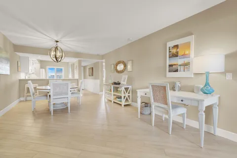$629,900 | 1001 Seafarer Circle, Unit 405, Jupiter, FL 33477