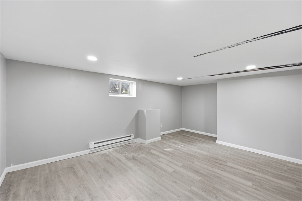 234 Draper Street Springfield, MA 01108 - Photo 23 of 25