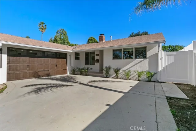 $1,199,000 | 6820 Encino Avenue, Van Nuys, CA 91406