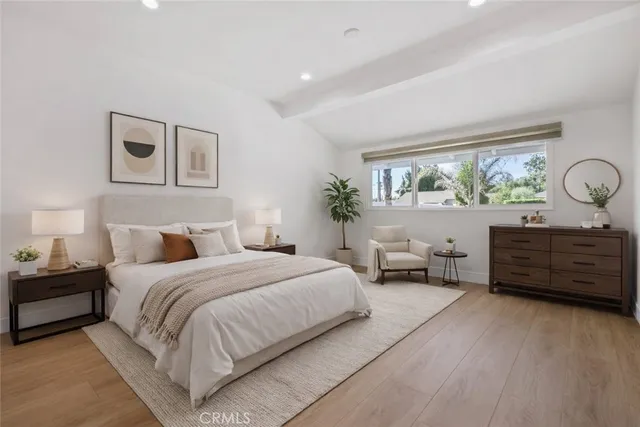 $1,199,000 | 6820 Encino Avenue, Van Nuys, CA 91406