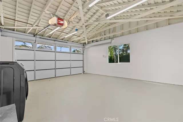 $1,199,000 | 6820 Encino Avenue, Van Nuys, CA 91406