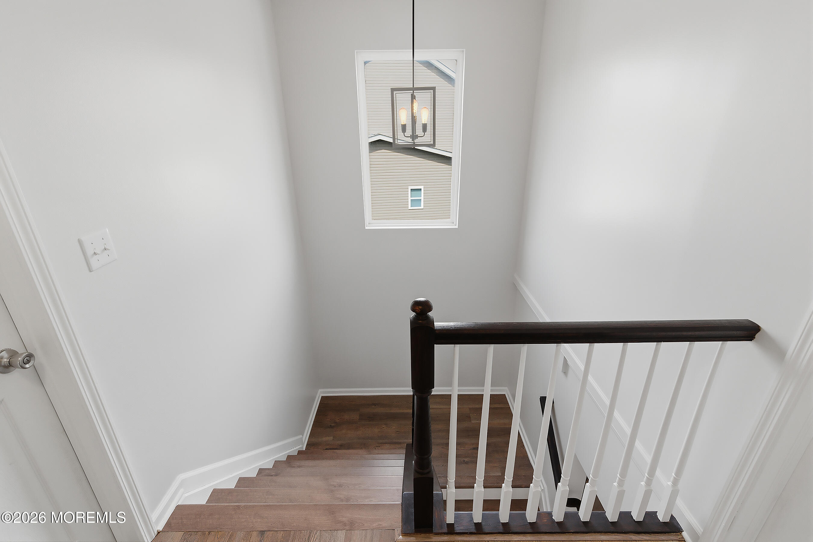 44 Bridle Path Bayville, NJ 08721 - Photo 16 of 48 21-Stairway