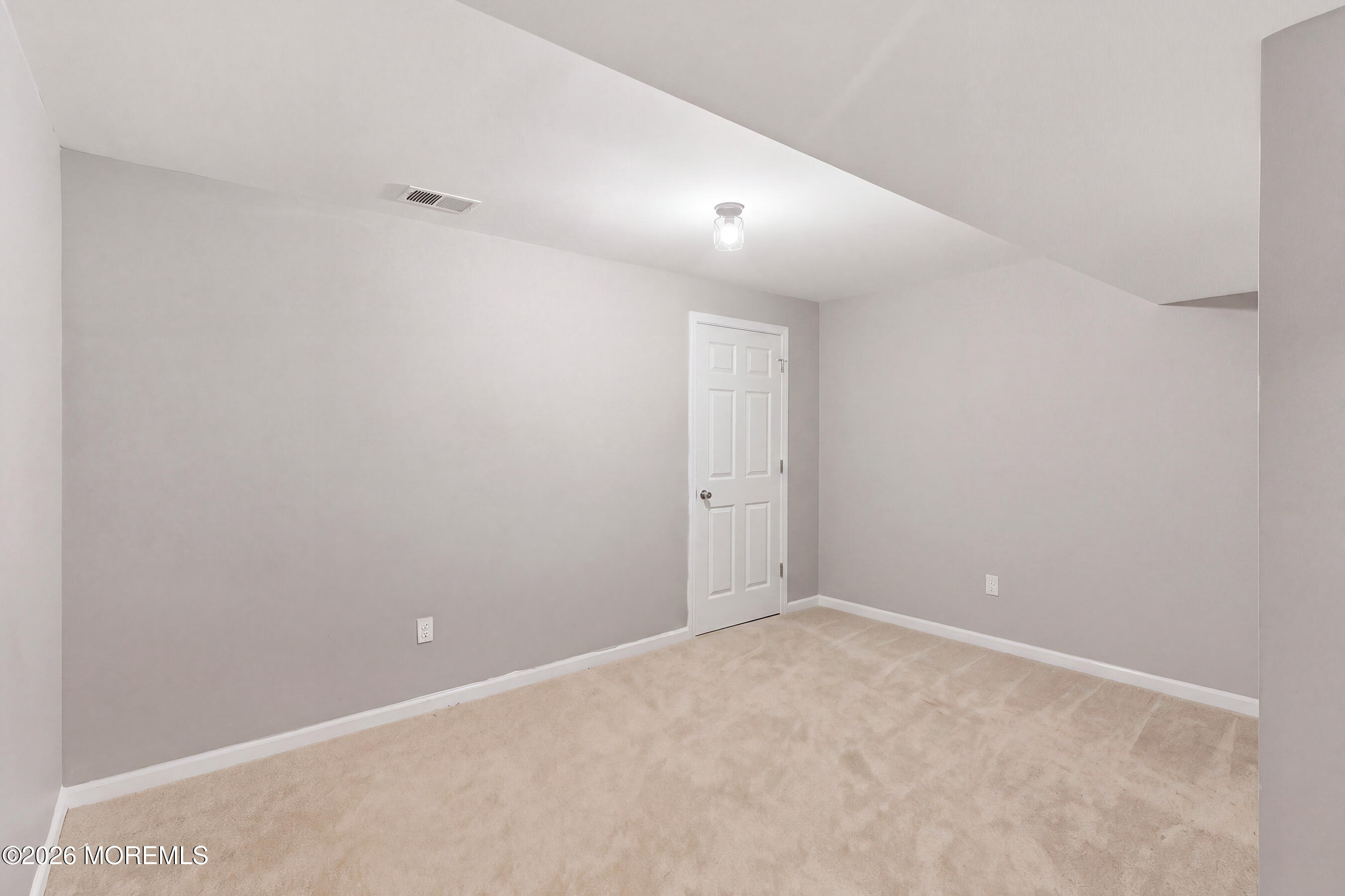 44 Bridle Path Bayville, NJ 08721 - Photo 33 of 48 39-Rec Space 1D empty