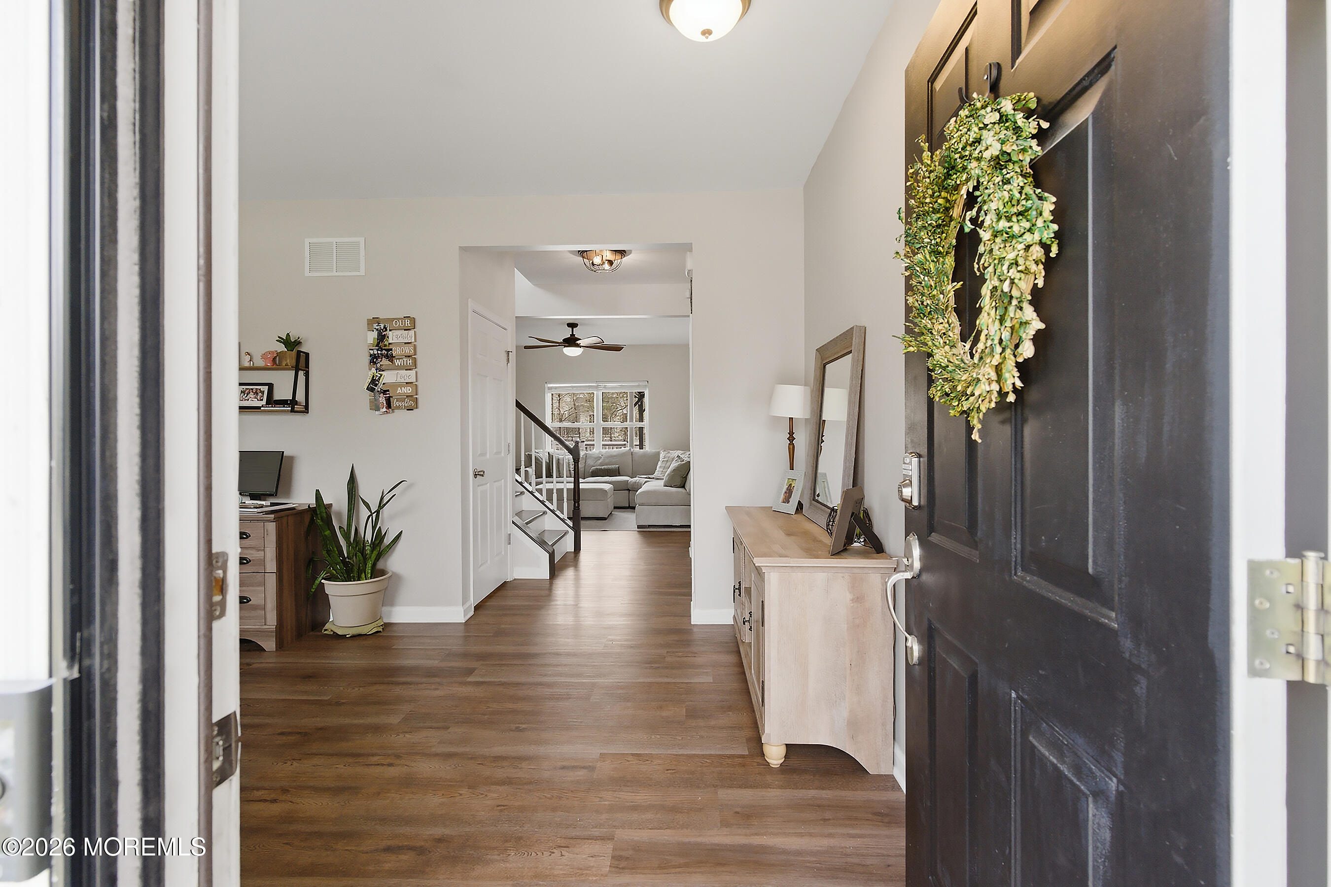 44 Bridle Path Bayville, NJ 08721 - Photo 4 of 48 08-Foyer