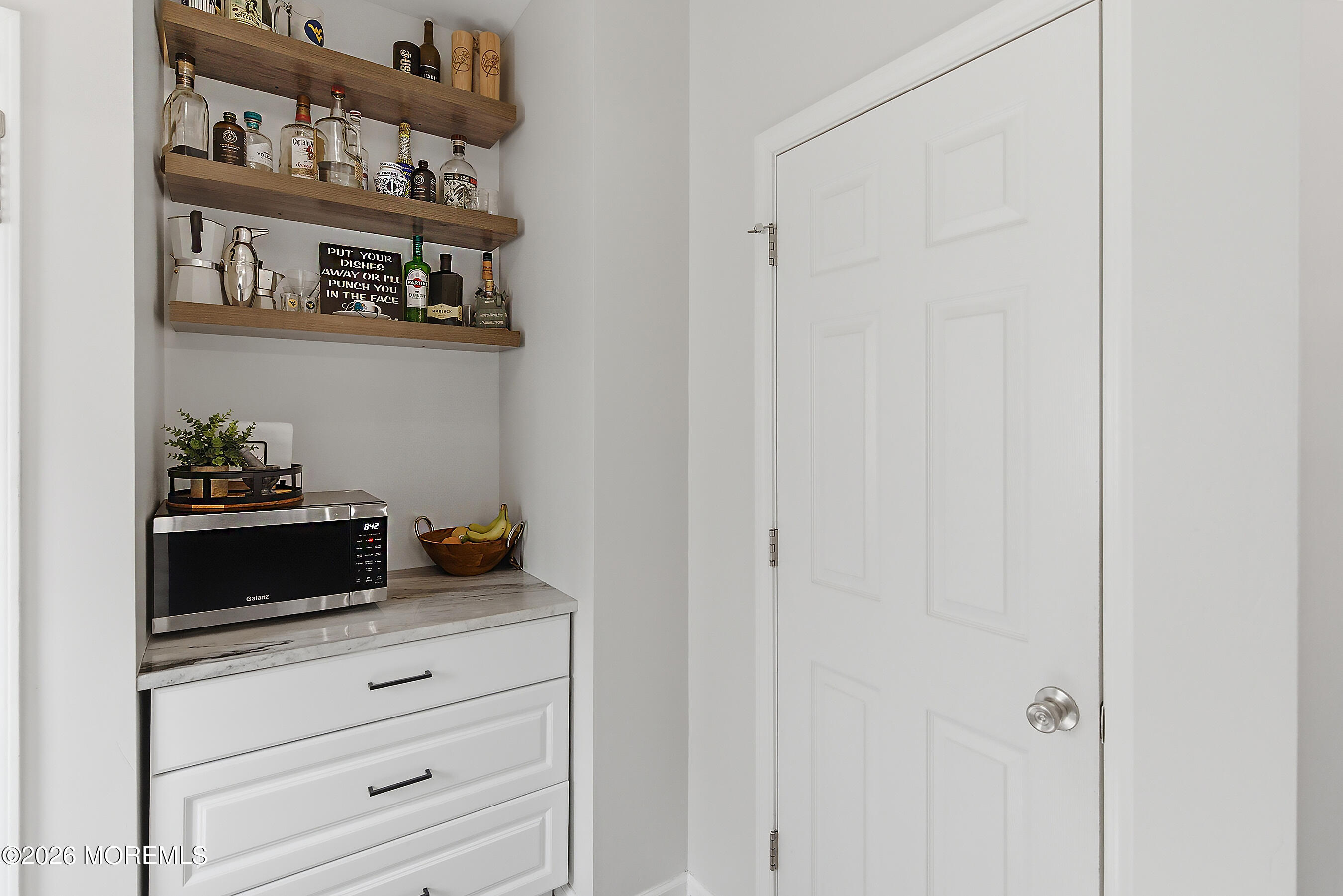 44 Bridle Path Bayville, NJ 08721 - Photo 10 of 48 14-Butler's Pantry