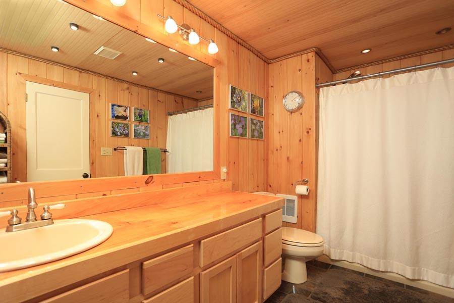 127 Spruce Point Road Yarmouth, ME 04096 - Photo 17 of 26 Master Bathroom