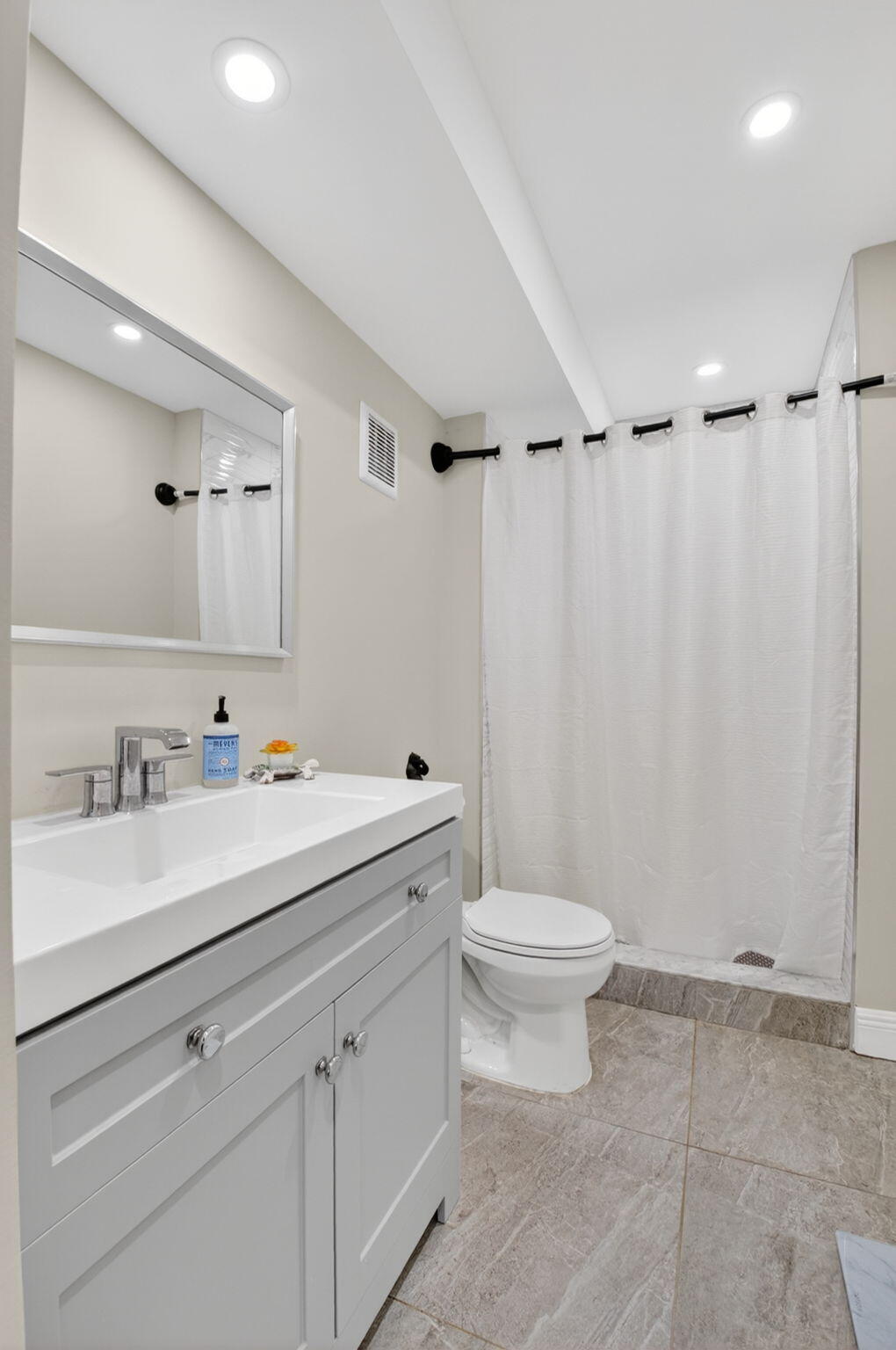 480 Northwest 20th Street, Unit 205 Boca Raton, FL 33431 - Photo 14 of 24 19-web-or-mls-DSC_1277