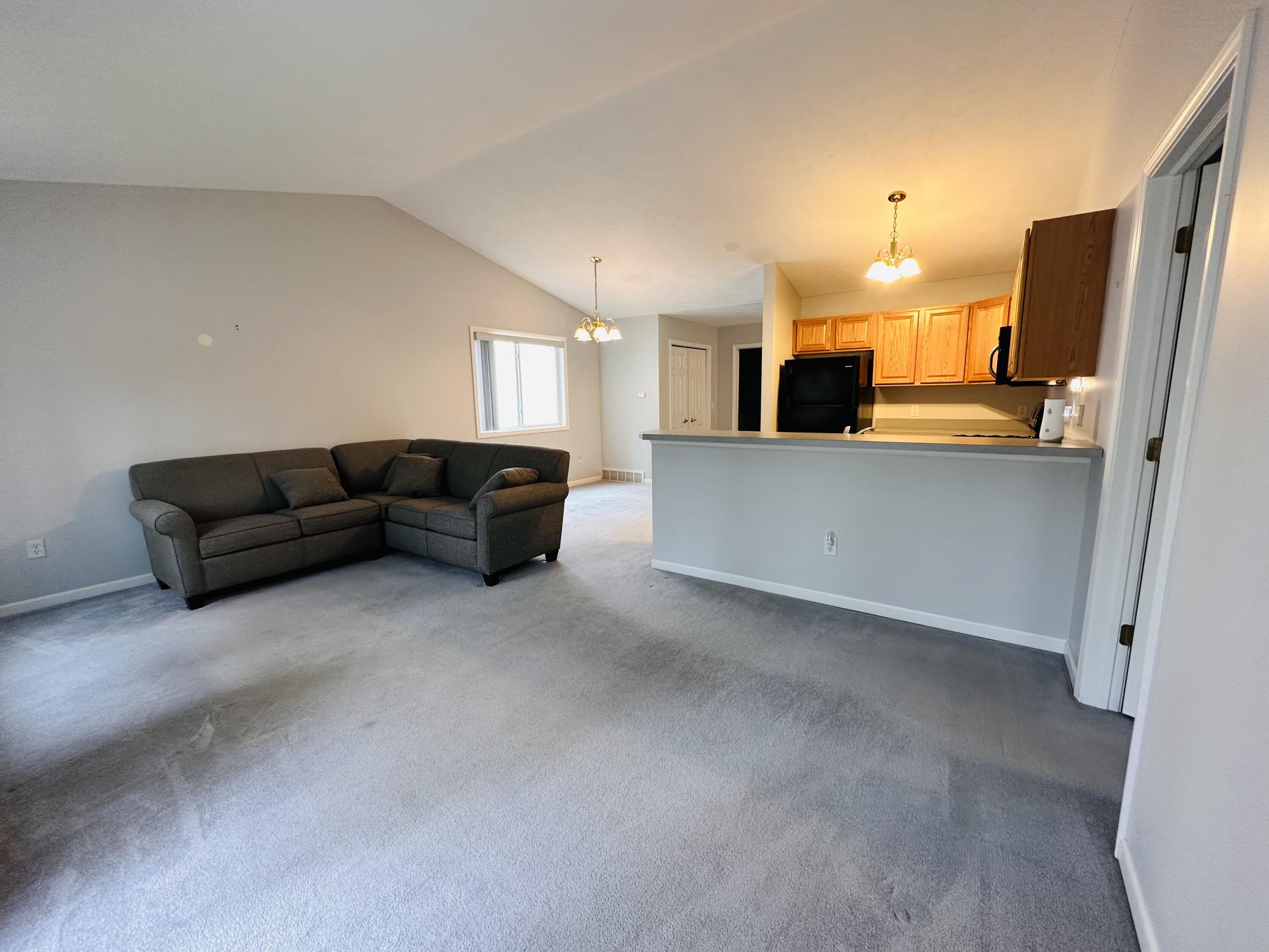 1295 Whitehall Road, Unit 28 Muskegon, MI 49445 - Photo 14 of 32 E8449F12-F45E-45F6-BC42-33B7621A749B