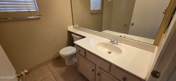 $2,050 | 9163 West Davis Road, Peoria, AZ 85382