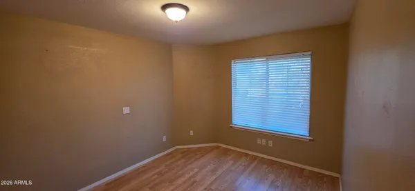 $2,050 | 9163 West Davis Road, Peoria, AZ 85382