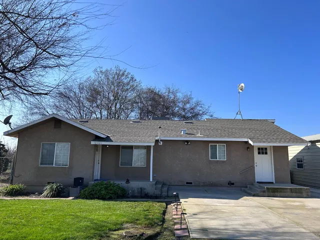 $2,500 | 10431 South Bethel Avenue, Selma, CA 93662