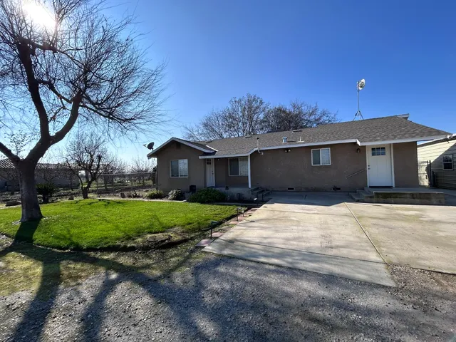 $2,500 | 10431 South Bethel Avenue, Selma, CA 93662