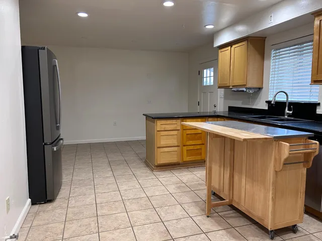 $2,500 | 10431 South Bethel Avenue, Selma, CA 93662