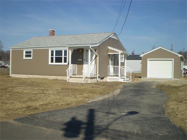15 Rita Street Springfield, MA 01118 - Photo 1 of 10