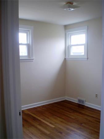 15 Rita Street Springfield, MA 01118 - Photo 6 of 10