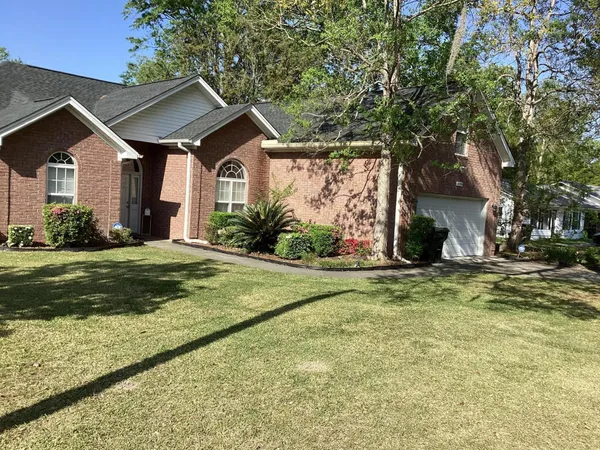 $449,500 | 1139 Ot Wallace Boulevard, Moncks Corner, SC 29461