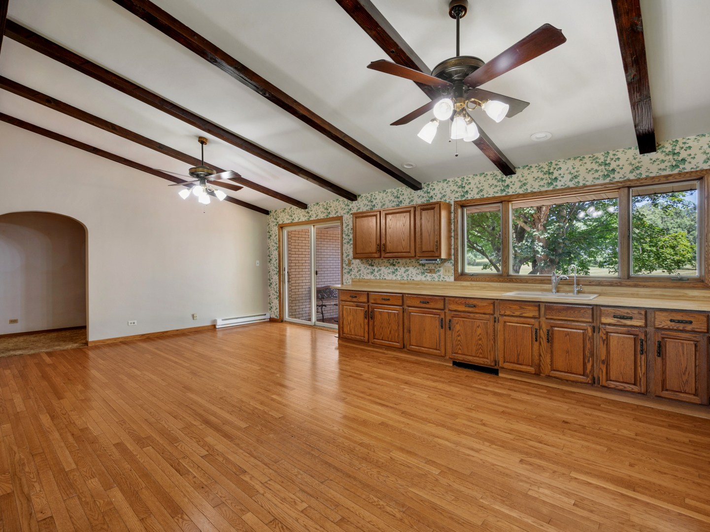 707 South Olbrich Road Harvard, IL 60033 - Photo 8 of 25 Gallery Image 8
