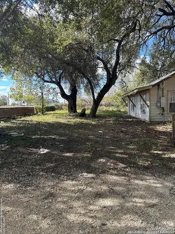 $275,000 | 14075 Sherwood Road, Atascosa, TX 78002
