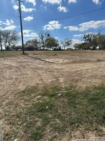 $275,000 | 14075 Sherwood Road, Atascosa, TX 78002