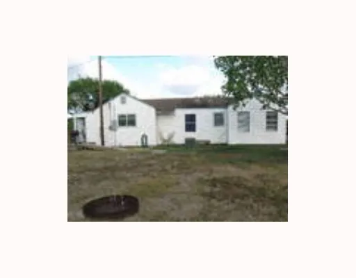 $900 | 1196 E Creek, Riviera, TX 78379