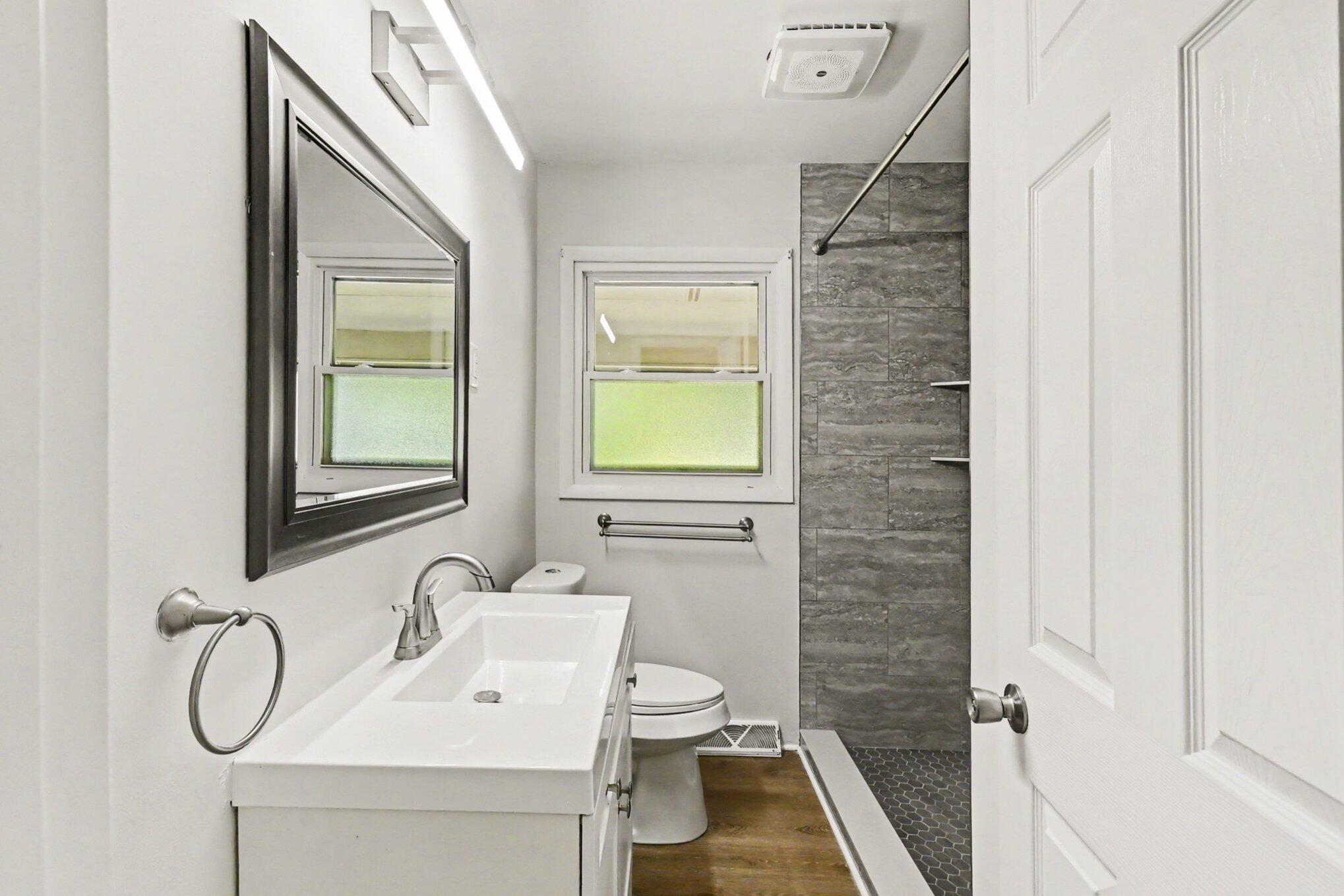 1077 Gidner Road Charlotte, MI 48813 - Photo 15 of 29 017_file_4317