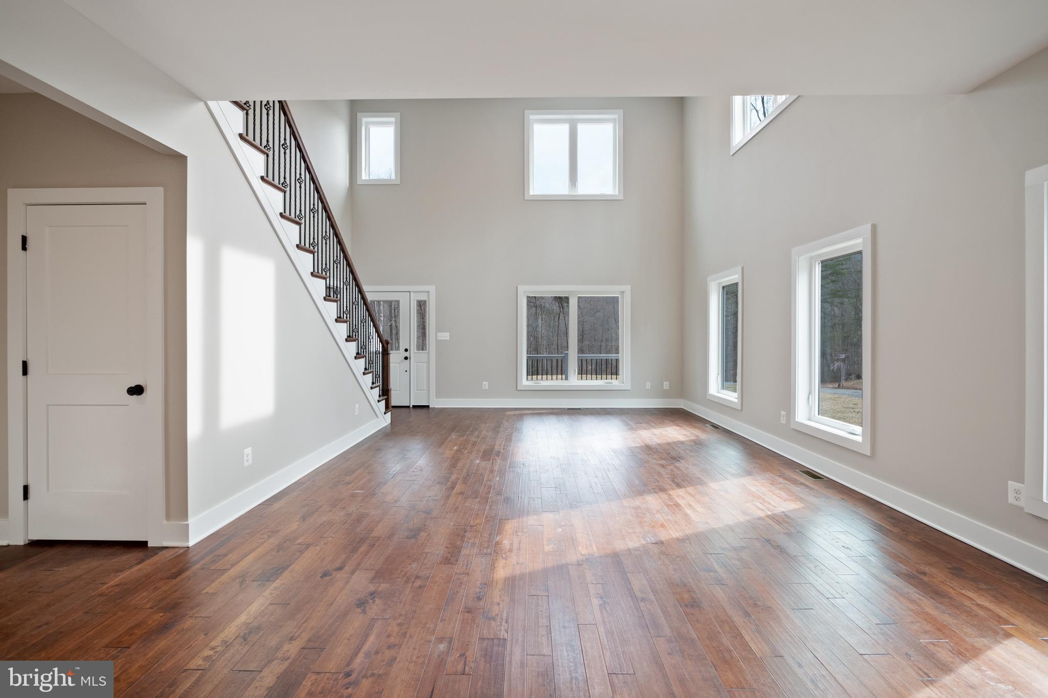 4164 Ebenezer Road Bluemont, VA 20135 - Photo 4 of 12 2 story Great Room