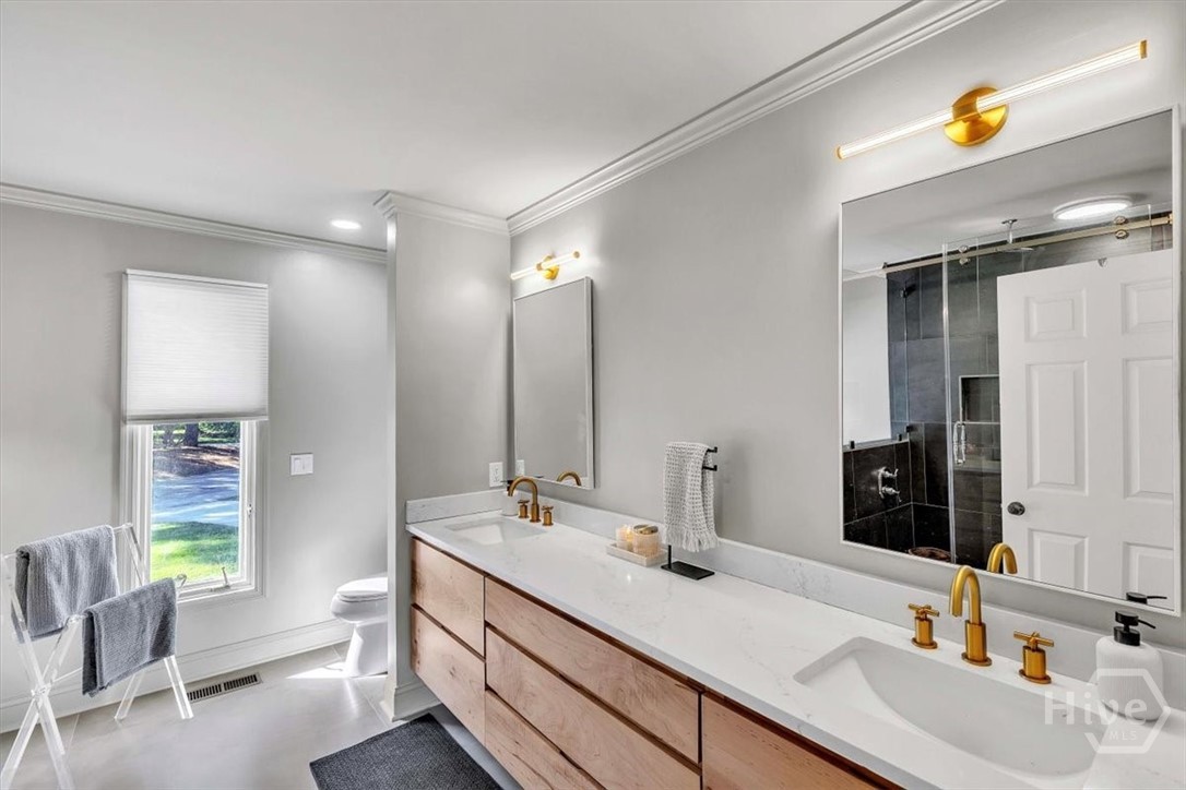 4 Fox Meadow Circle Savannah, GA 31411 - Photo 25 of 42 Master bath