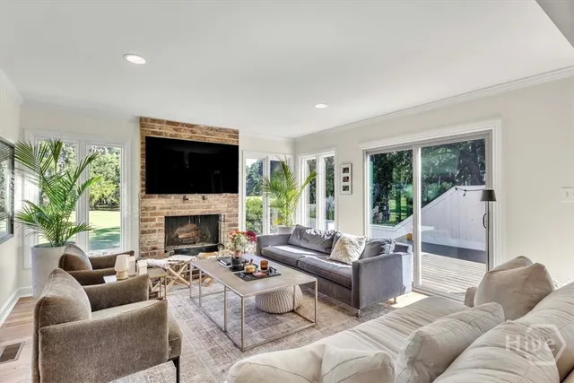 $800,000 | 4 Fox Meadow Circle, Savannah, GA 31411