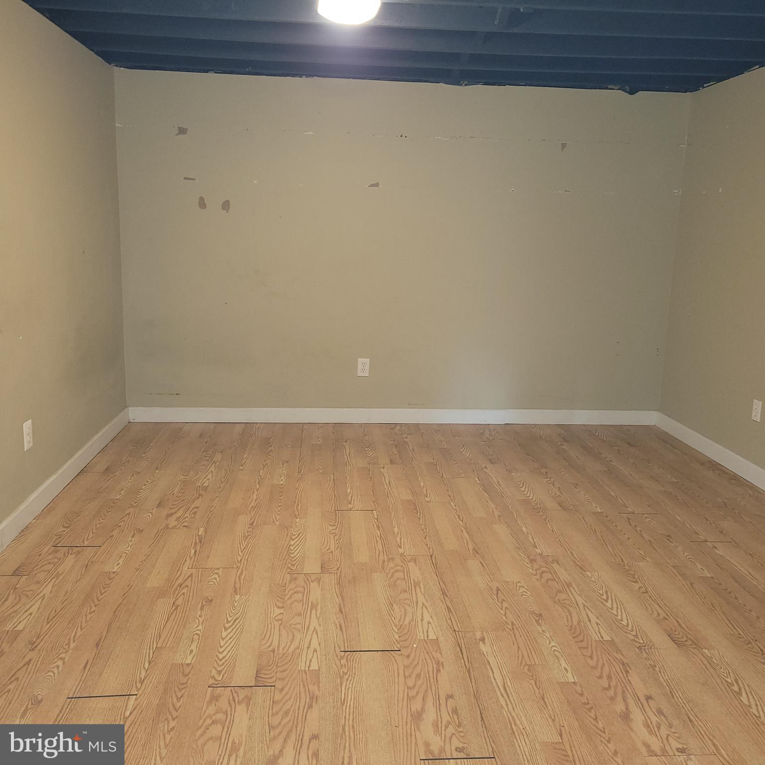 2720 Hauck Road Green Lane, PA 18054 - Photo 19 of 30 a view of a room