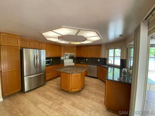 $4,500 | 12592 Heatherfield Lane, San Diego, CA 92128