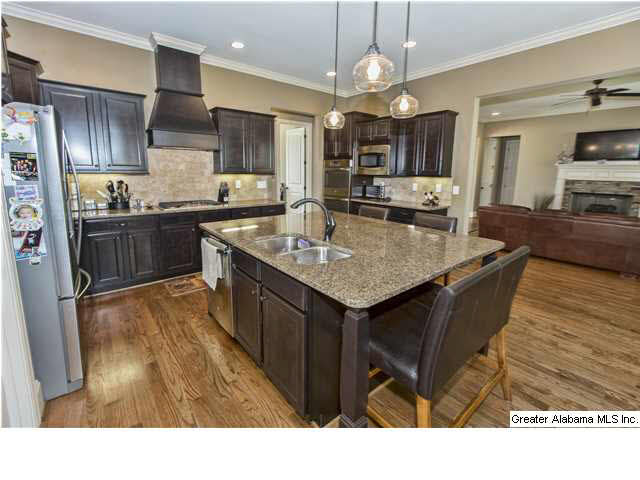815 Byron Way Hoover, AL 35226 - Photo 10 of 32