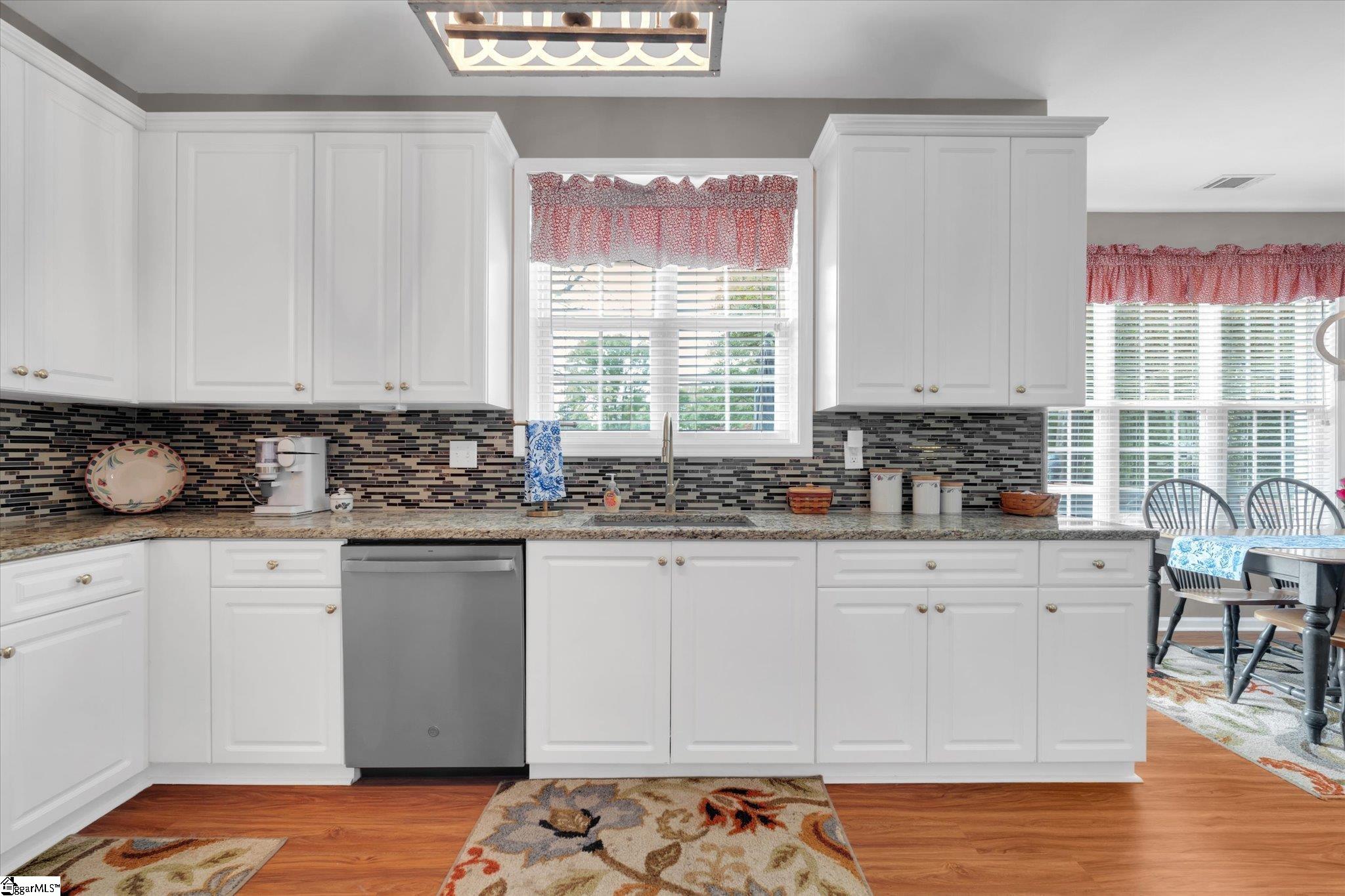 620 Heathercrest Court Simpsonville, SC 29681 - Photo 12 of 40