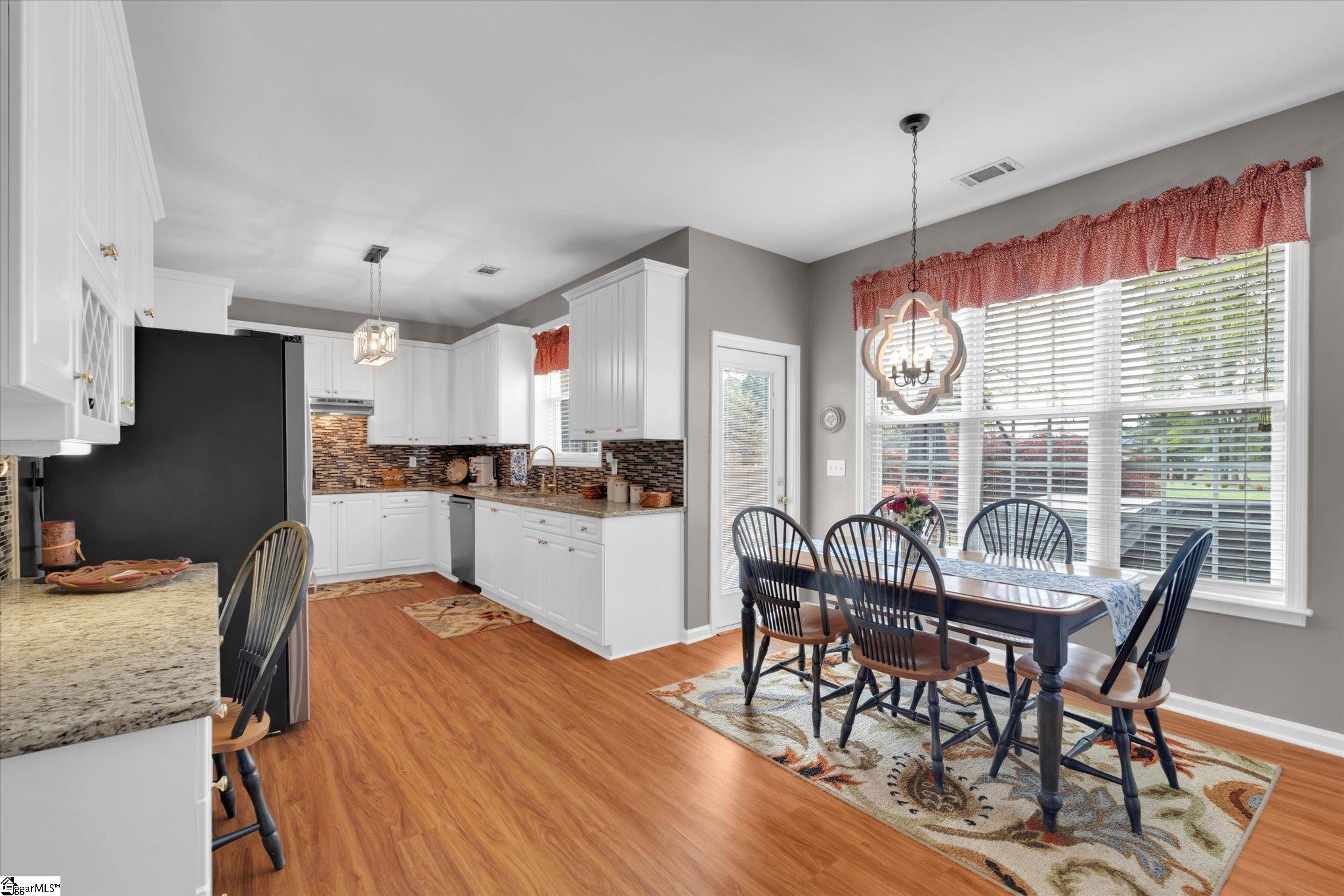 620 Heathercrest Court Simpsonville, SC 29681 - Photo 10 of 40