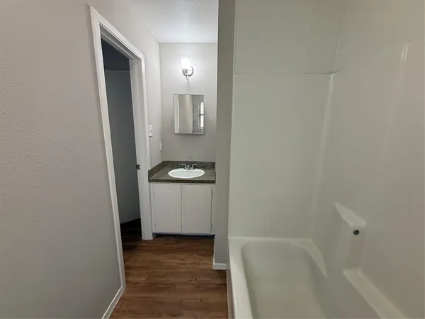 $1,900 | 609 Trout Street, Rockwall, TX 75032