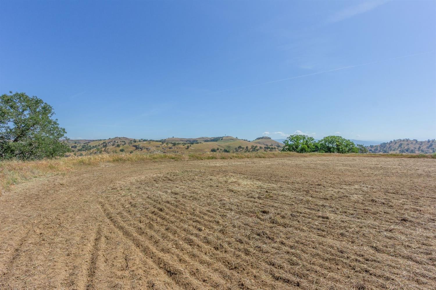 8553 Millerton Road Friant, CA 93626 - Photo 14 of 23 Gallery Image 14