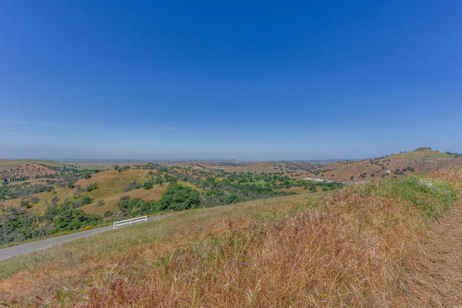 8553 Millerton Road Friant, CA 93626 - Photo 10 of 23 Gallery Image 10