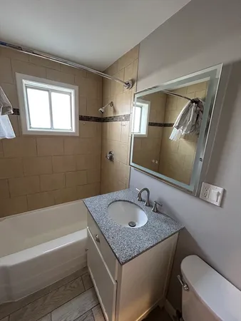 $2,400 | 17 Dartmouth Street, Unit 1, Everett, MA 02149