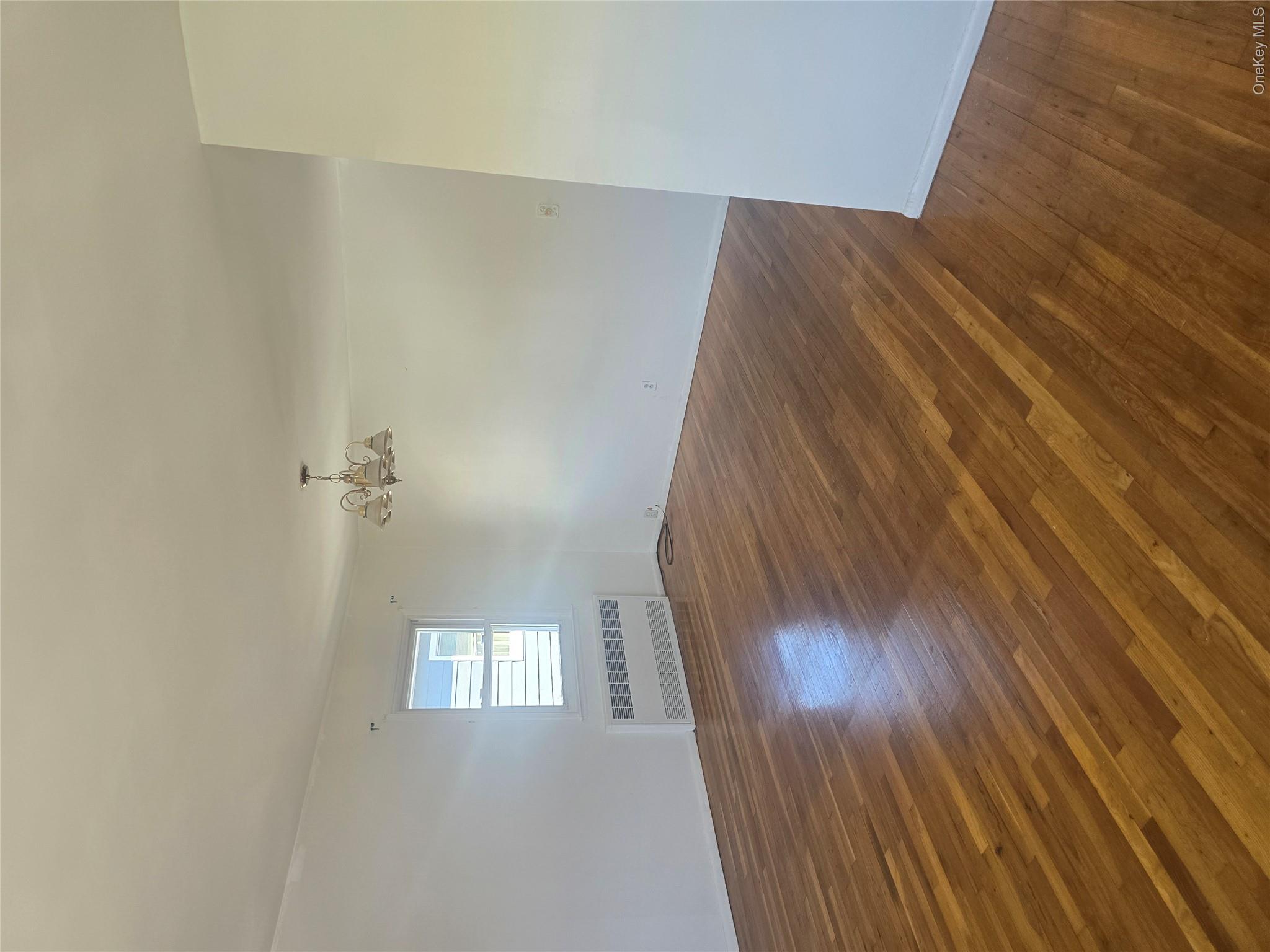 10 Alsop Street, Unit 2 Valley Stream, NY 11581 - Photo 3 of 6