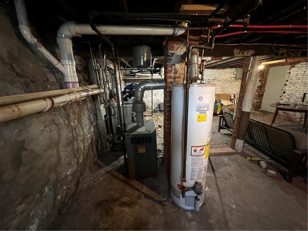 57 Maple Avenue Johnston, RI 02919 - Photo 11 of 20