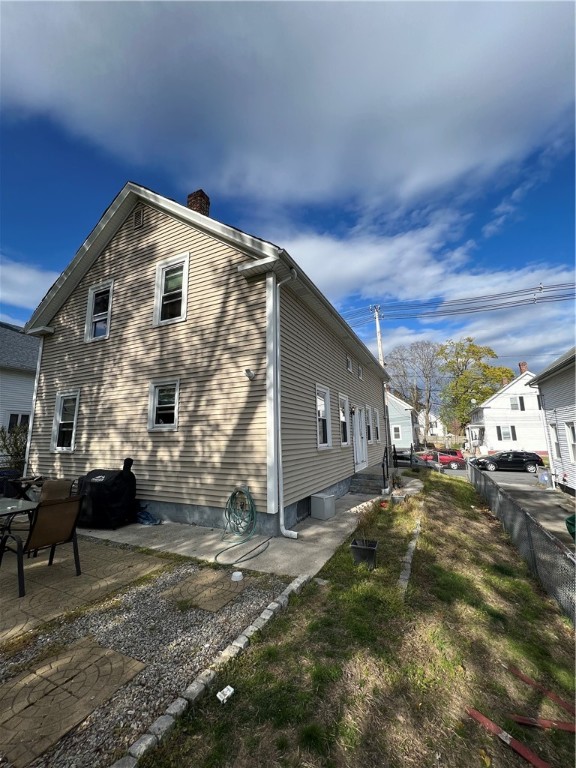 57 Maple Avenue Johnston, RI 02919 - Photo 4 of 20