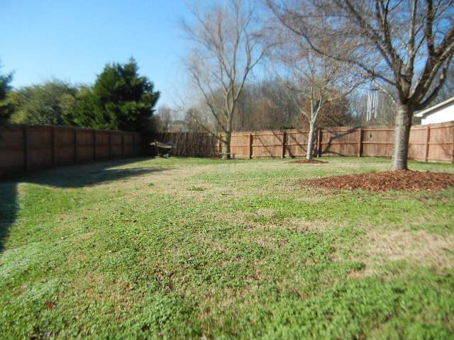 2209 Charles Way Spring Hill, TN 37174 - Photo 3 of 12 Gallery Image 3