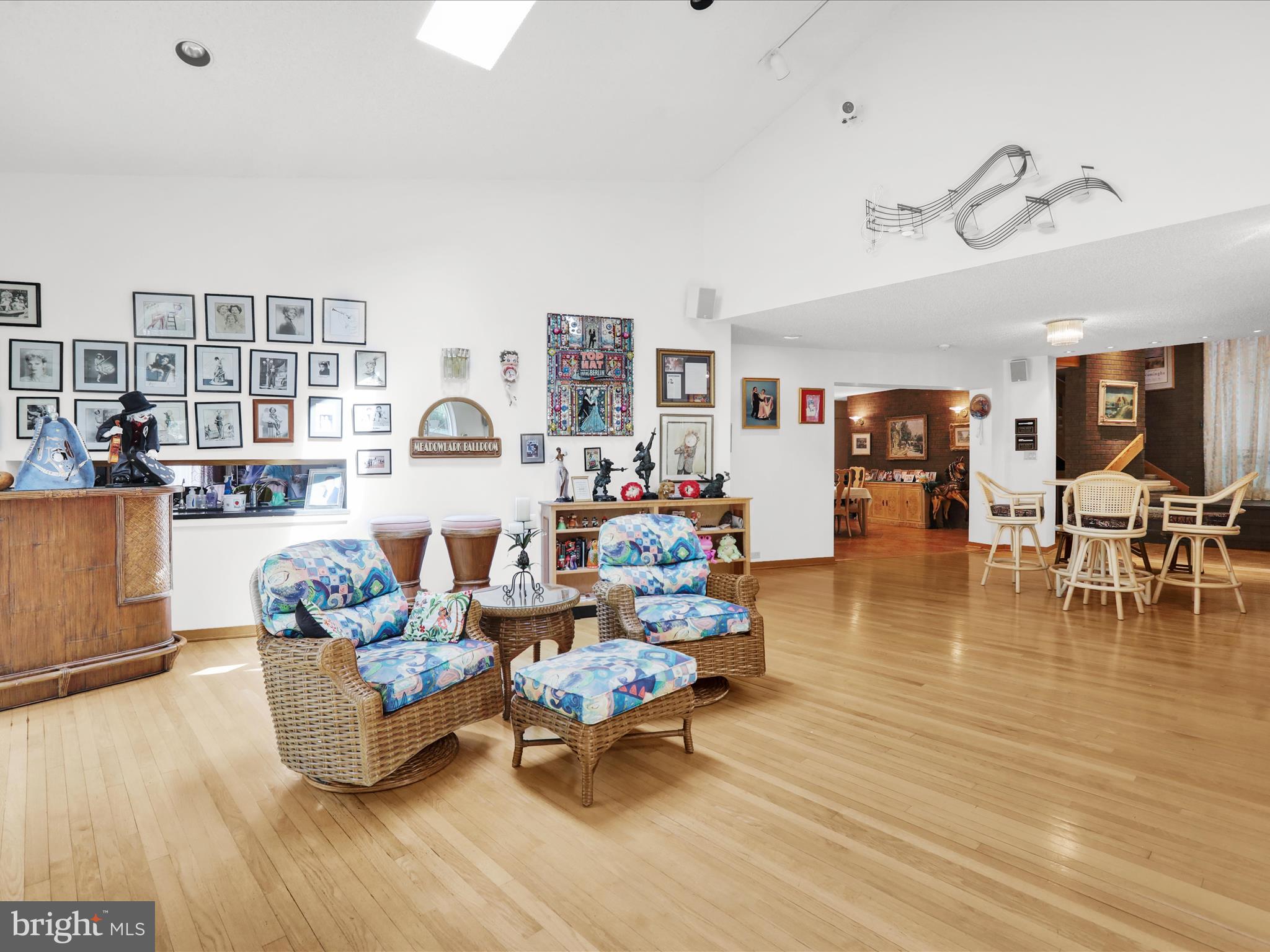 1617 Meadowlark Road Wyomissing, PA 19610 - Photo 18 of 99 a living room with furniture and a wooden floor