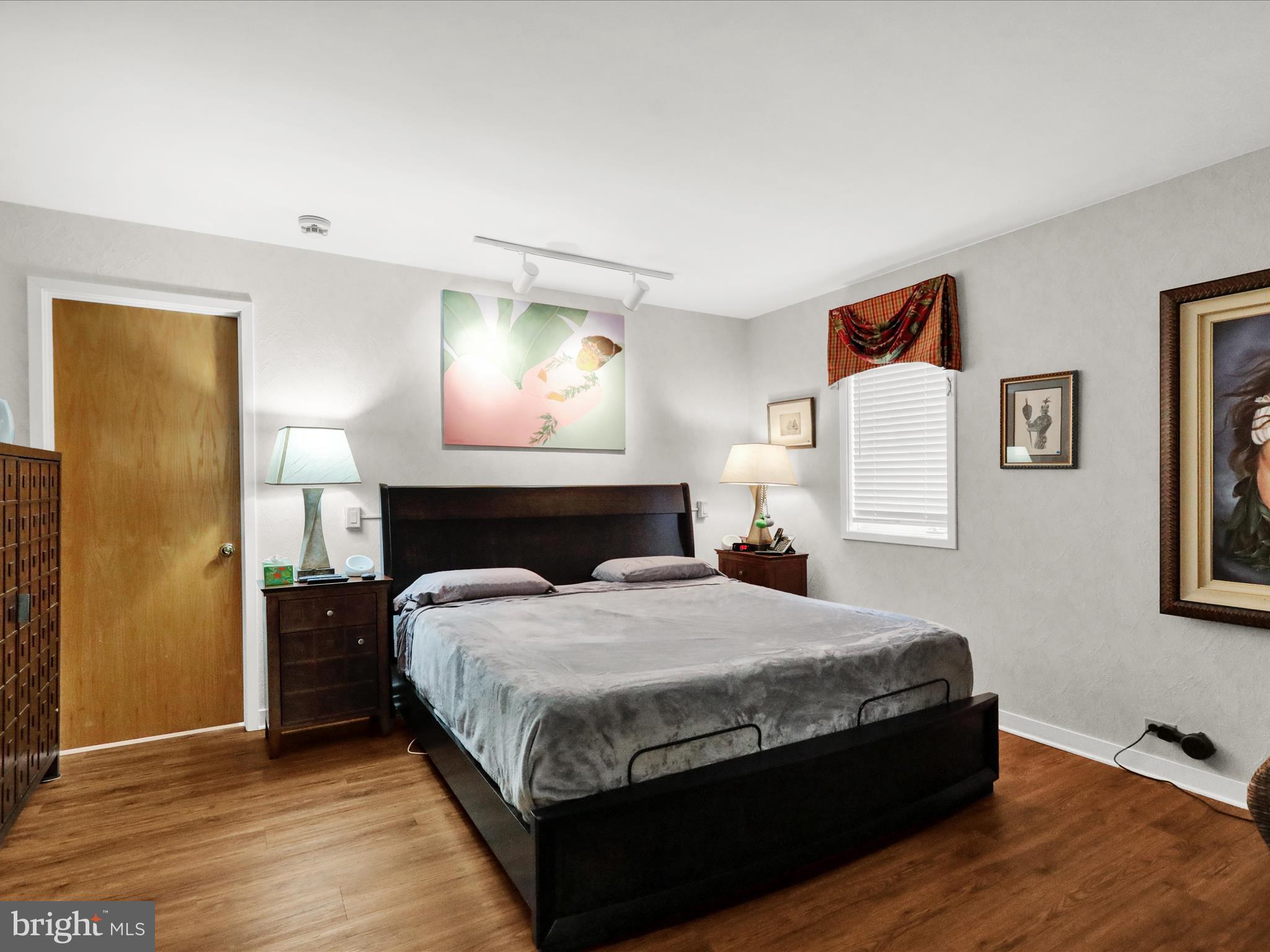 1617 Meadowlark Road Wyomissing, PA 19610 - Photo 36 of 99 Main bedroom