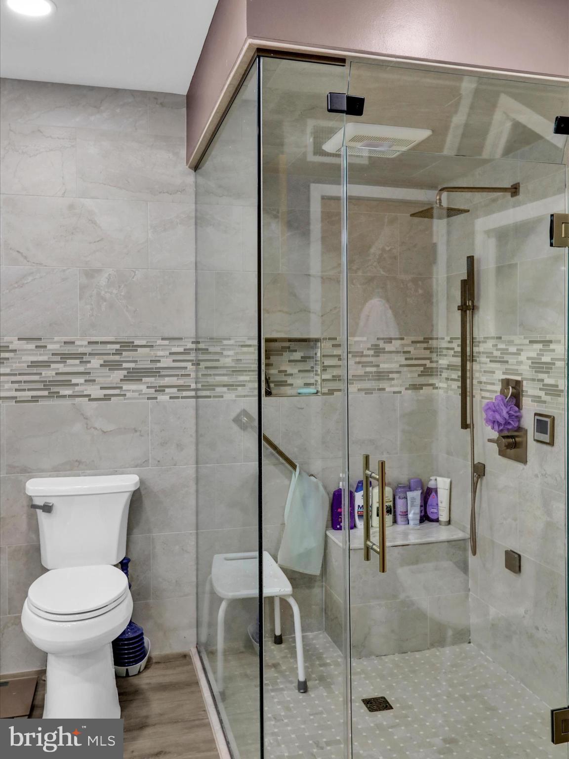 1617 Meadowlark Road Wyomissing, PA 19610 - Photo 40 of 99 a bathroom with a toilet and a shower