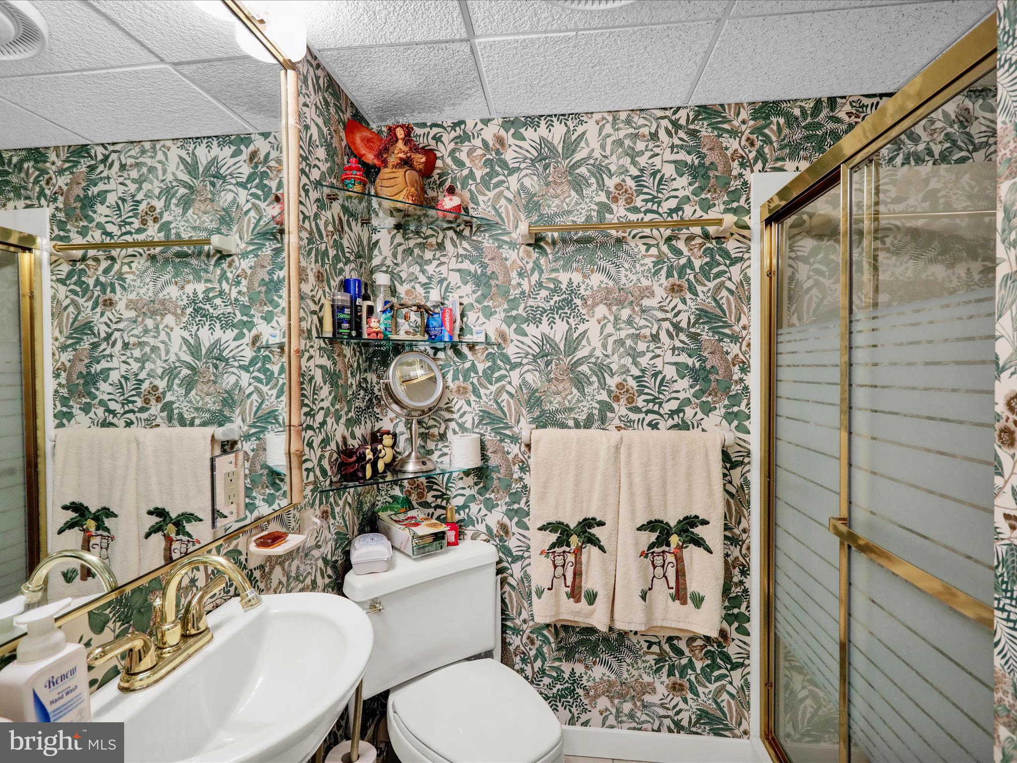 1617 Meadowlark Road Wyomissing, PA 19610 - Photo 56 of 99 Lower level full bath