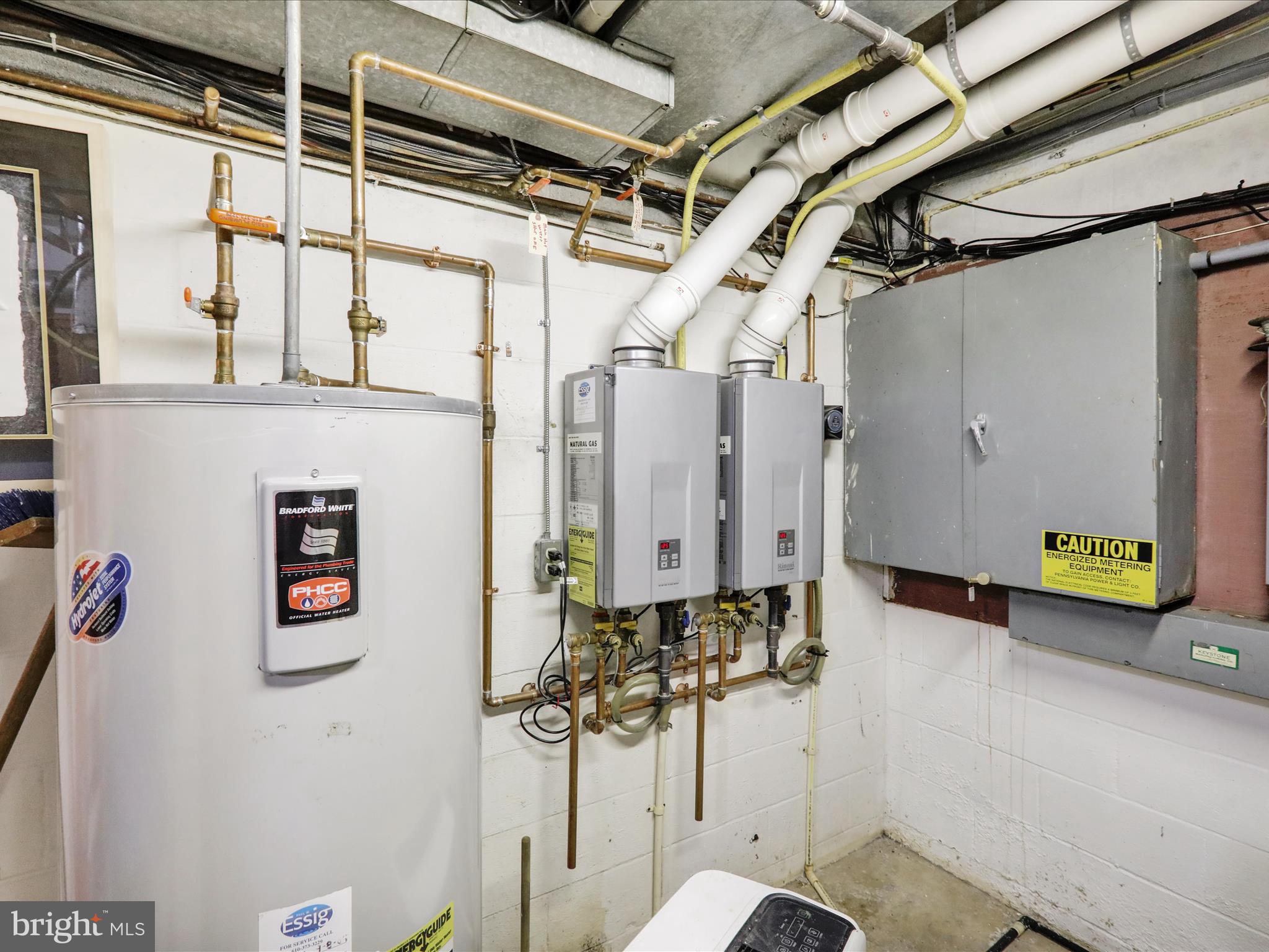 1617 Meadowlark Road Wyomissing, PA 19610 - Photo 59 of 99 Utility room