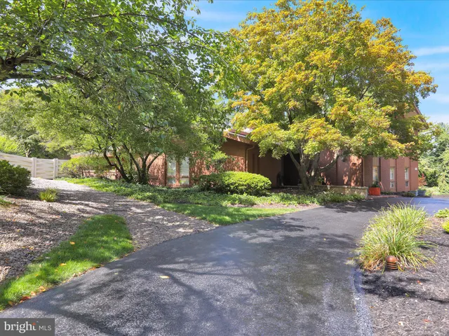 $1,250,000 | 1617 Meadowlark Road, Wyomissing, PA 19610